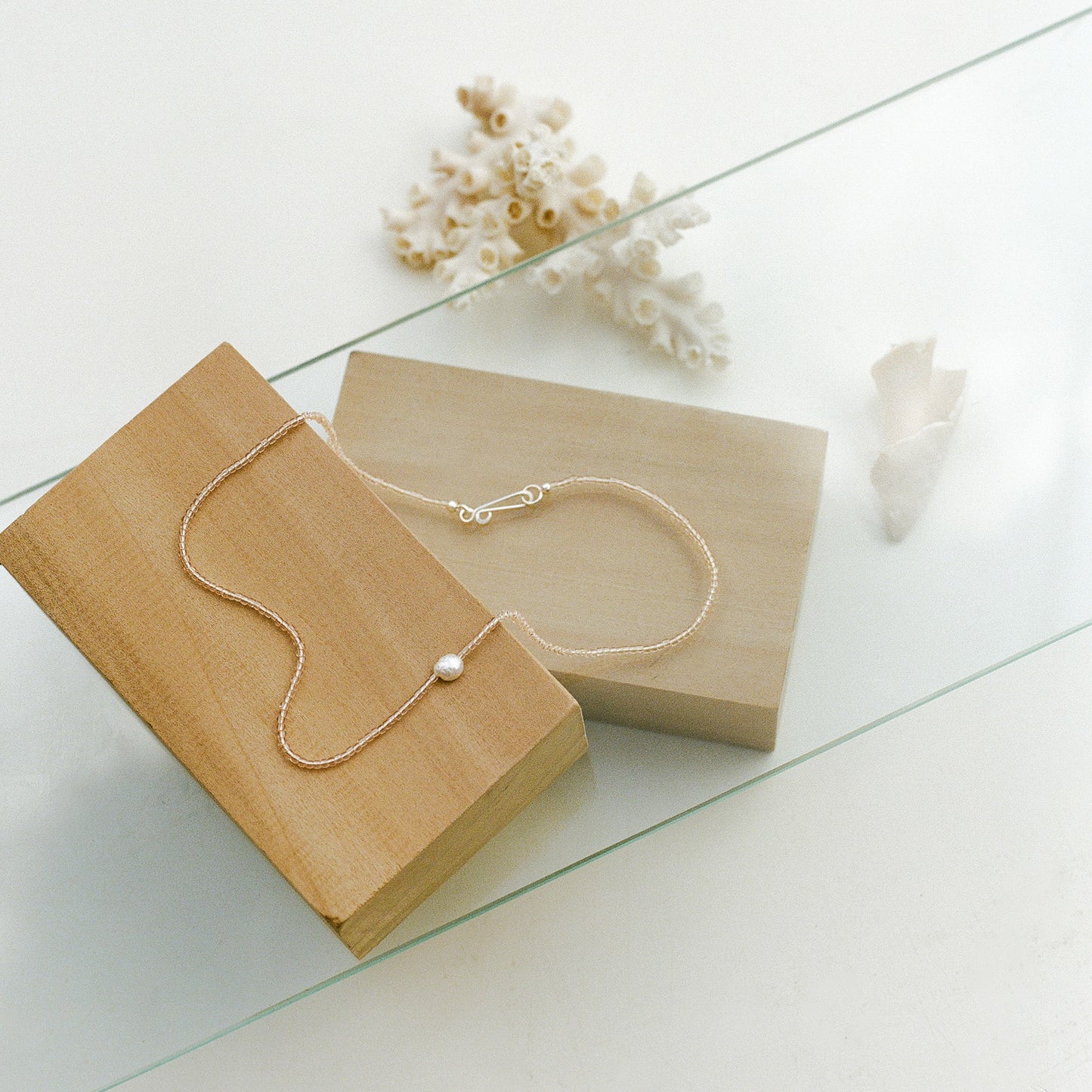 The Khadi Necklace Light Pink Trance