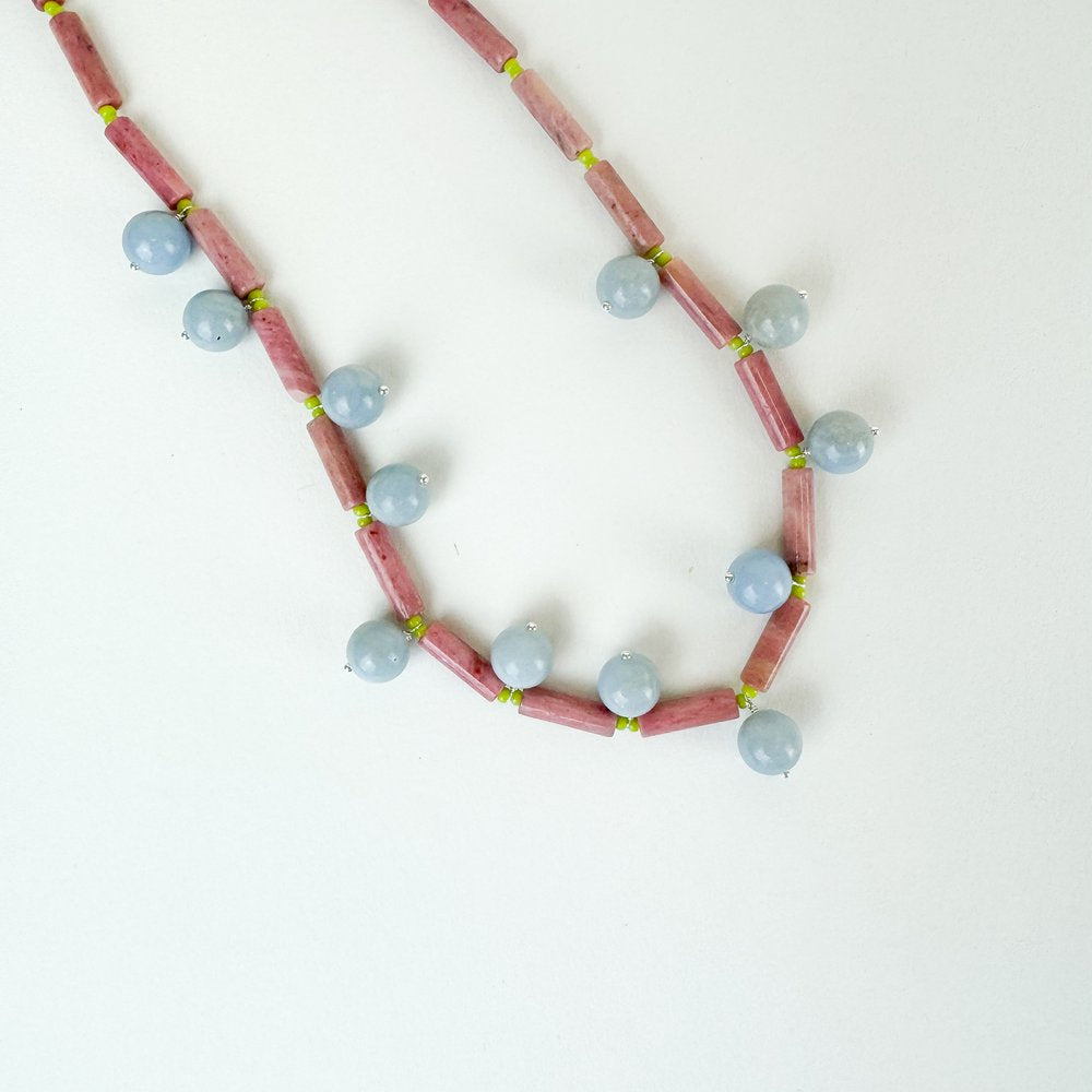 The Myre Necklace Pink